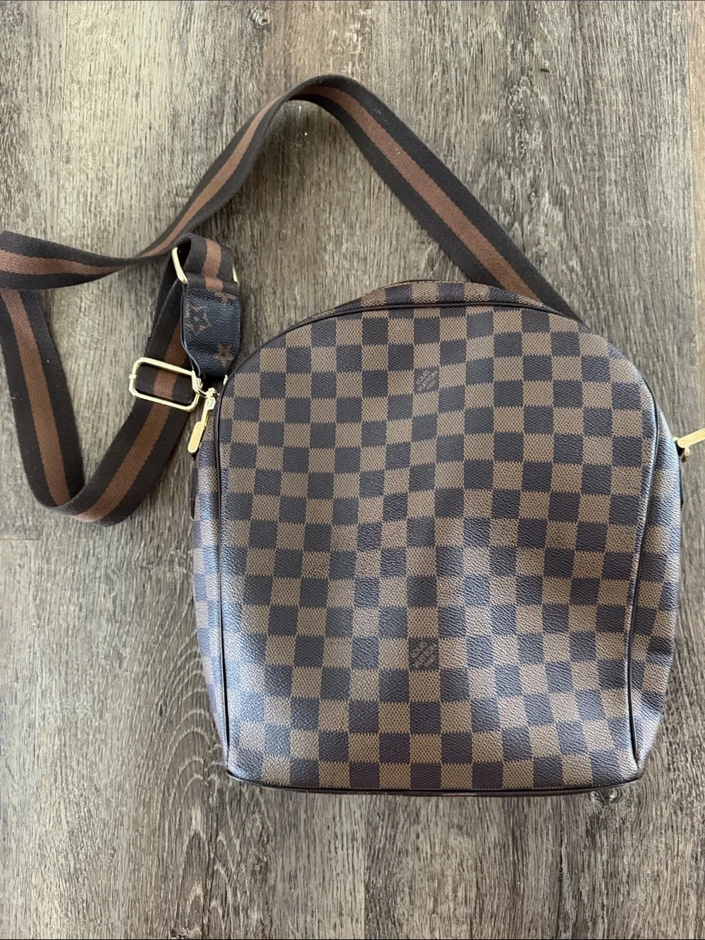 Louis Vuitton Brown Checkered Messenger Crossbody Bag